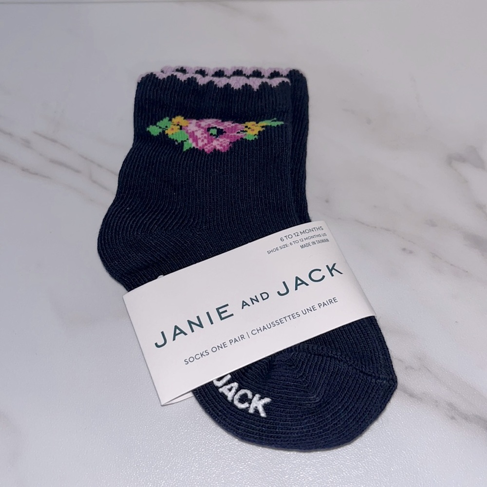 NWT Janie and Jack navy floral socks 6-12 months